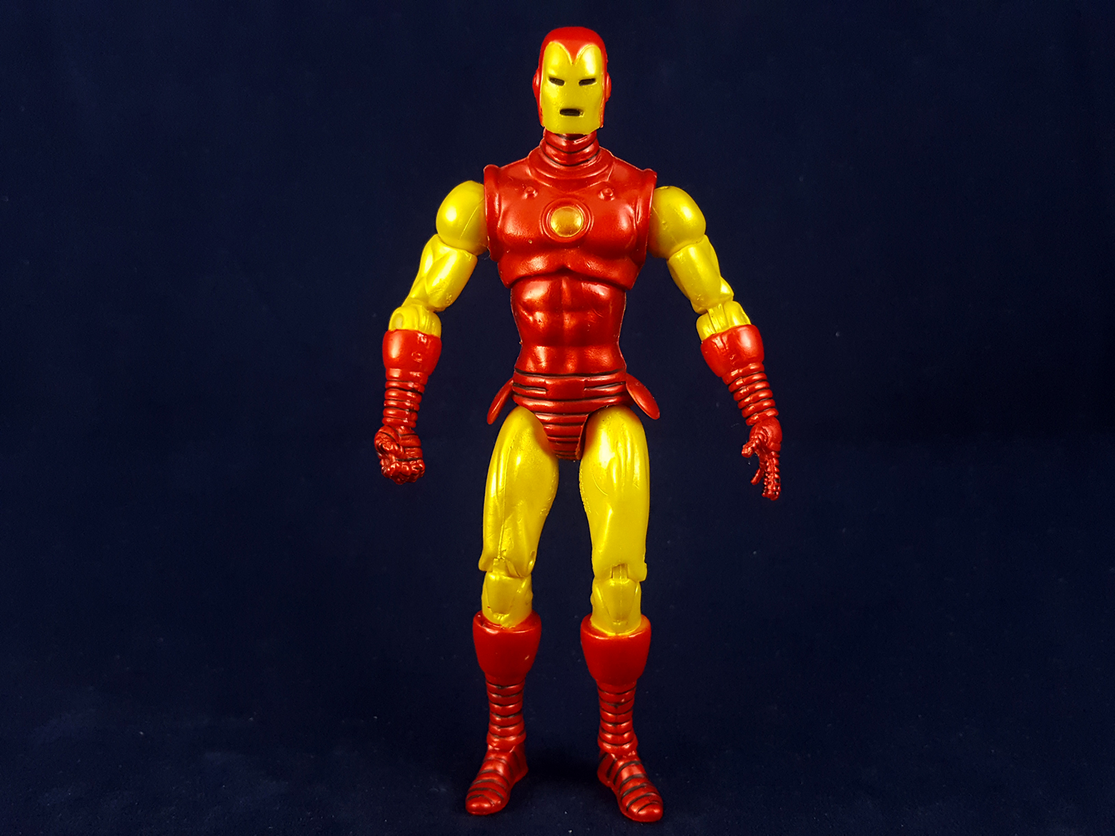 Marvel Universe Iron Man Secret Wars Comic Pack Action Figure Avengers ...